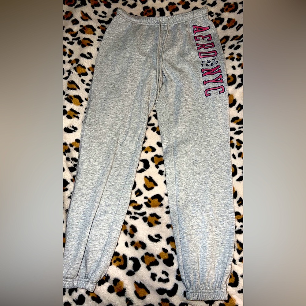 Aeropostal joggers